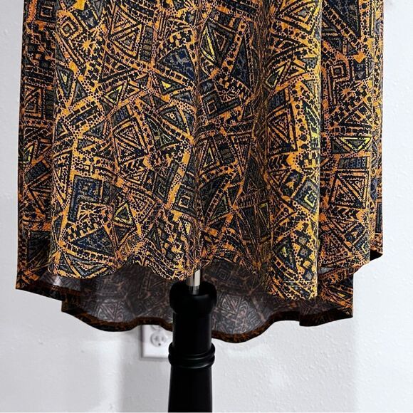 LuLaRoe Carly geometric print casual‎ high low loose fit short sleeve dress - Picture 4 of 11